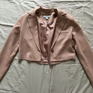 Women’s tan cropped blazer